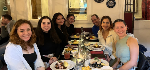 Associate Dean Brian Harfe dines with UF students in Dublin, Ireland. Associate Dean Brian Harfe dines with UF students in Dublin, Ireland.